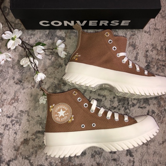 Chuck Taylor All Star Lugged Platform 2.0 Autumn Floral Embroidery - Picture 7 of 9